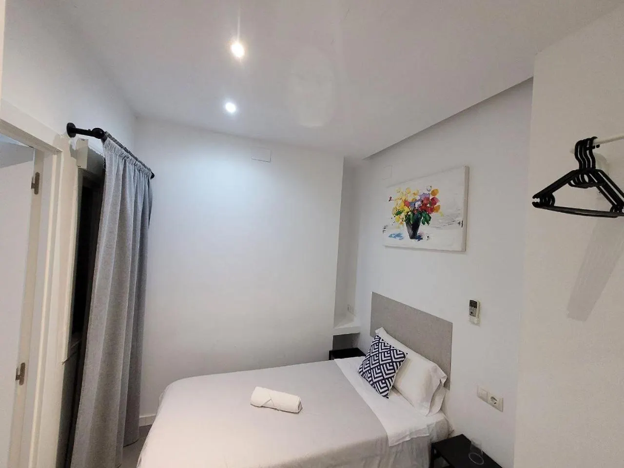 Ayz Frailes - Auto Check-In Property (Adults Only) Malaga