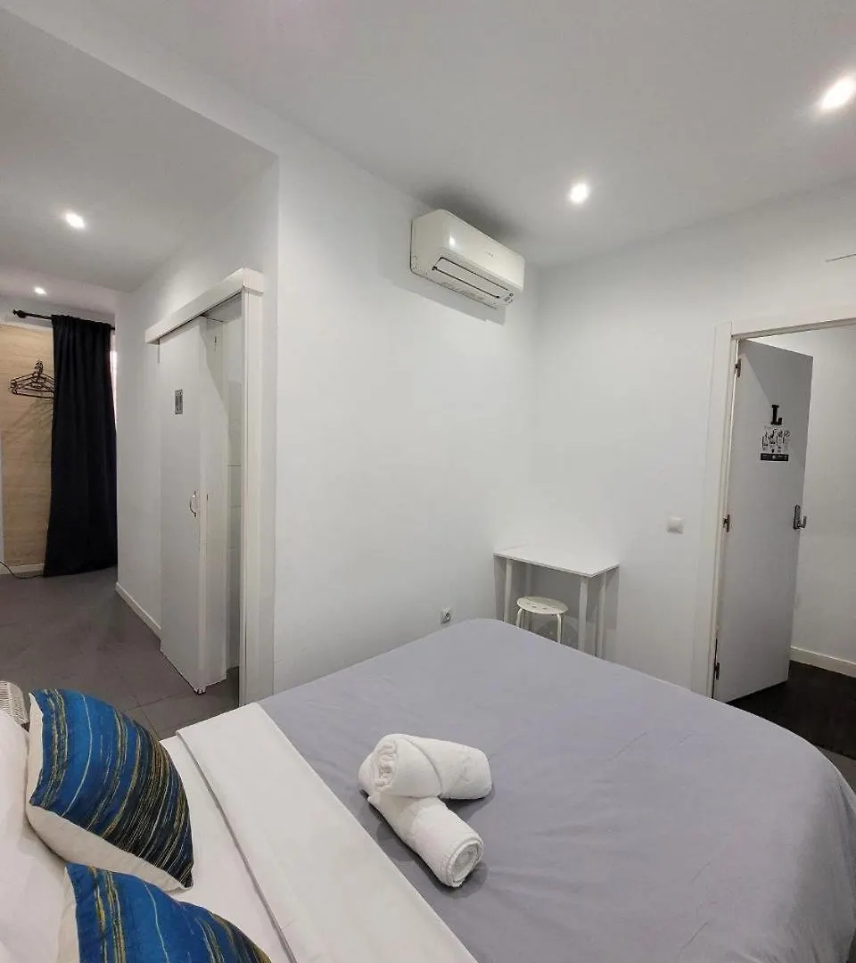 Ayz Frailes - Auto Check-In Property (Adults Only) Malaga Guest house