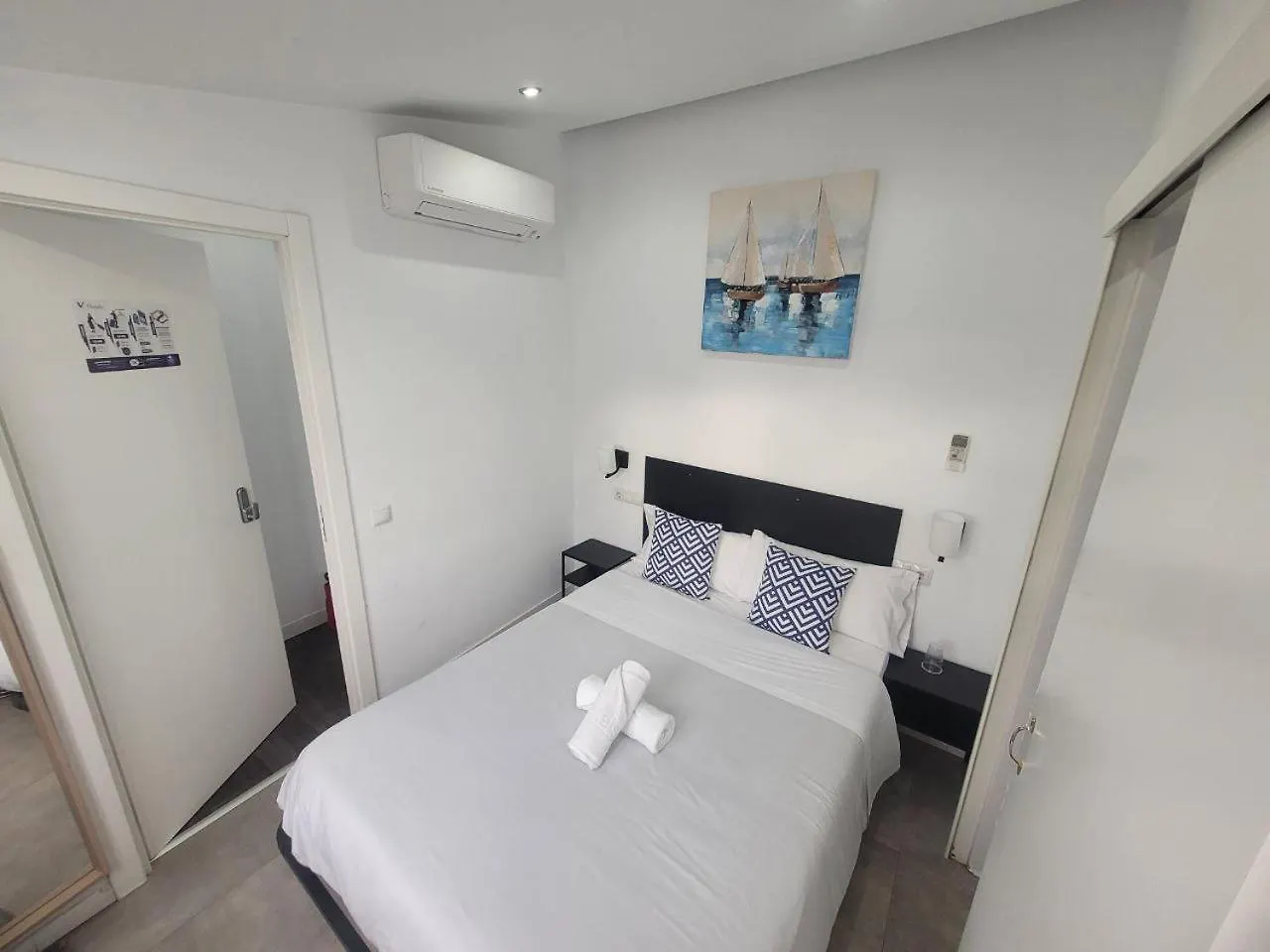 Ayz Frailes - Auto Check-In Property (Adults Only) Málaga 3*,