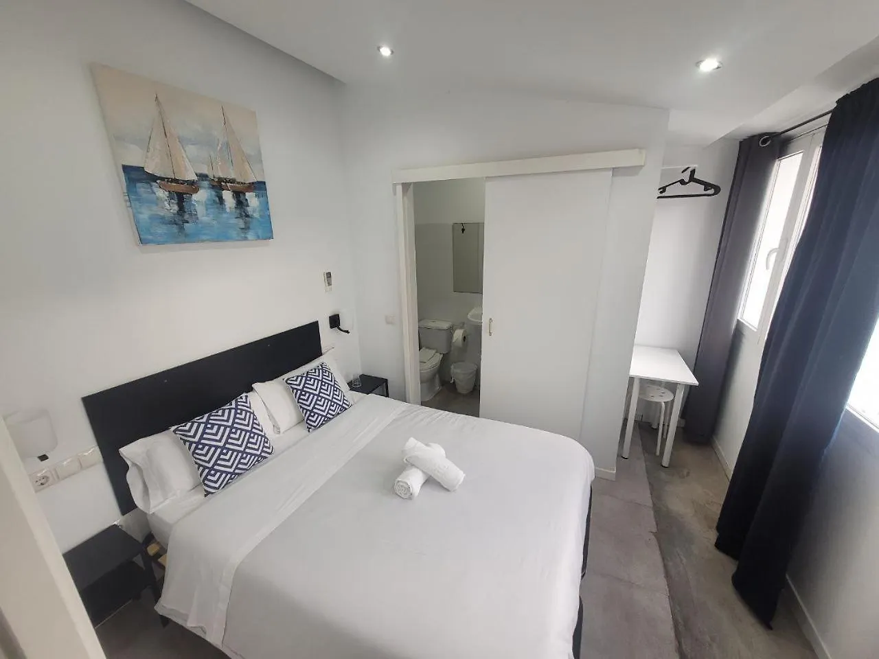 Ayz Frailes - Auto Check-In Property (Adults Only) Málaga Pensión